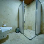 Nirvana Cave House 2*