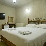 Nirvana Cave House Hotel