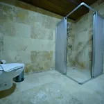 Nirvana Cave House Hotel 2*