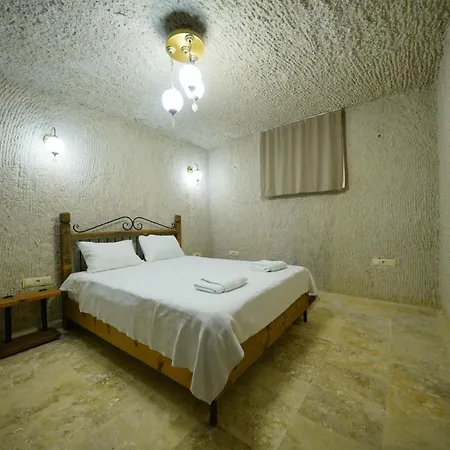 Hotel Nirvana Cave House 2*
