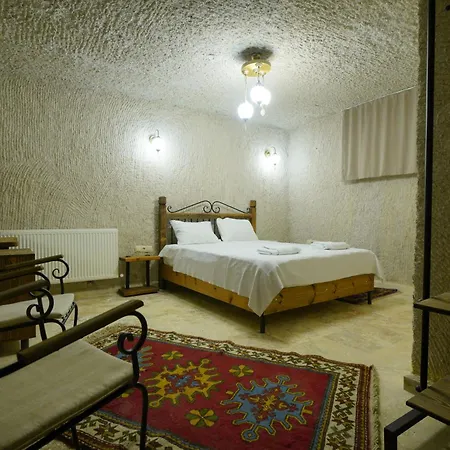 Nirvana Cave House Hotell