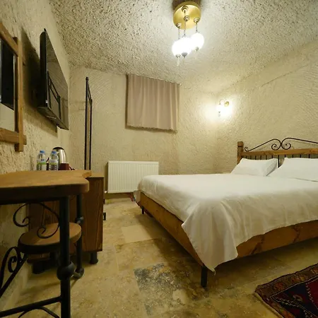Nirvana Cave House Hotel 2*