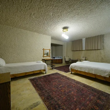 Nirvana Cave House Hotel 2*