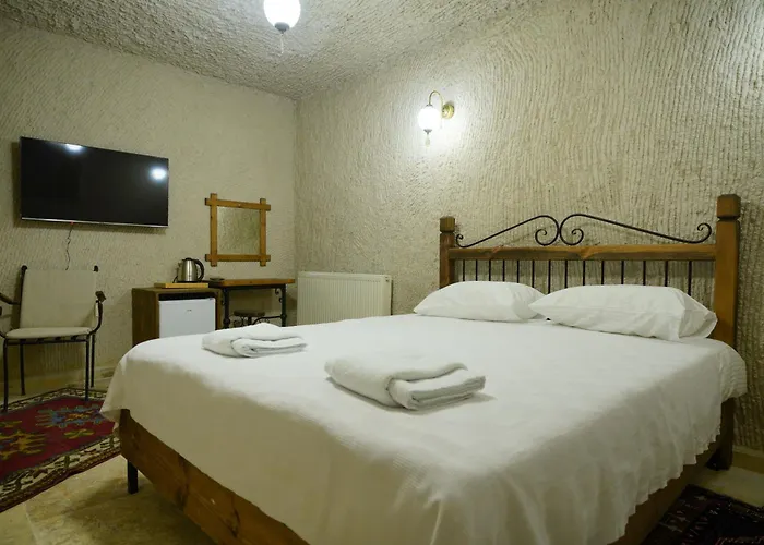 Nirvana Cave House Hotel