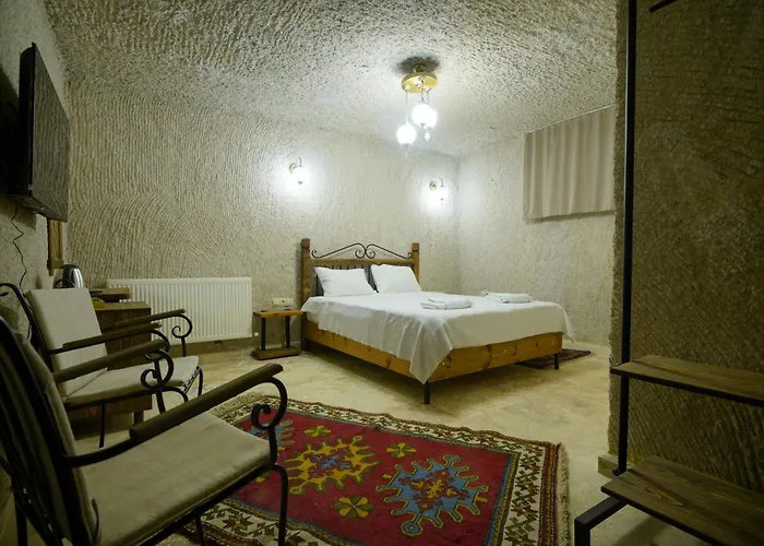 Nirvana Cave House Hotel