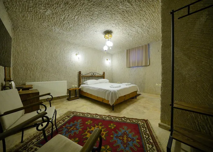 Hotel Nirvana Cave House