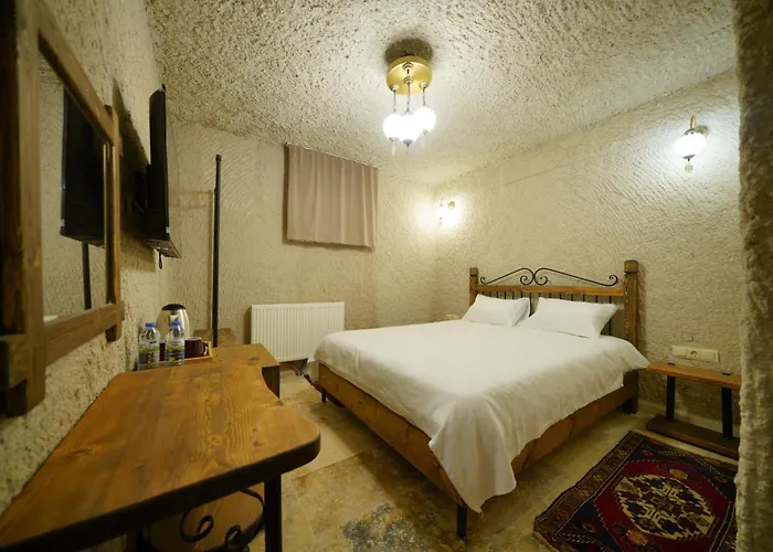 Hotel Nirvana Cave House