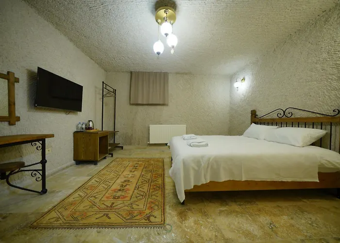 Hotel Nirvana Cave House 2*