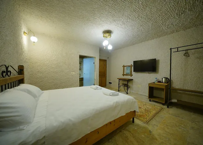 Hotel Nirvana Cave House 2*