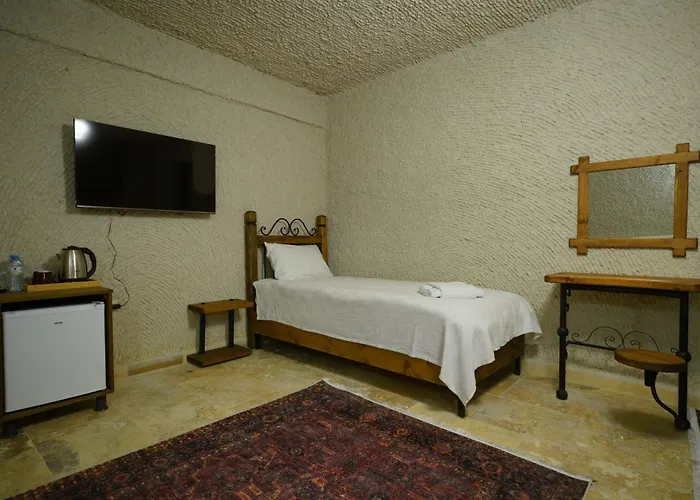 Nirvana Cave House Hotel