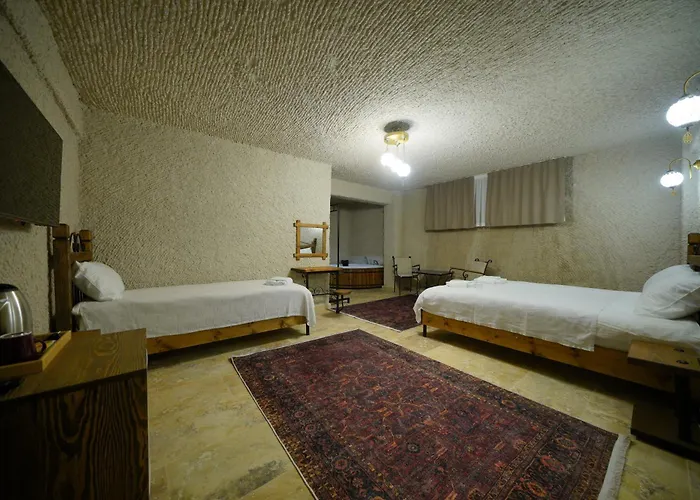 Nirvana Cave House Hotel 2*